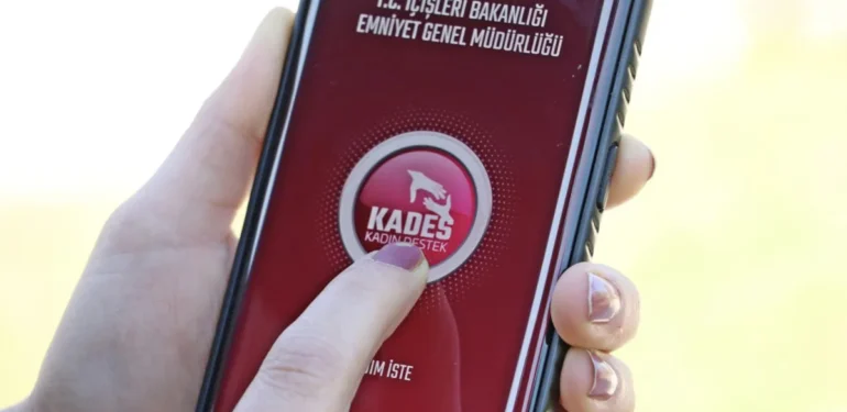 kades-e-bugune-kadar-1-milyon-219-bin-ihbar-yapildi-48625.webp.webp