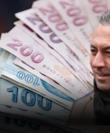 adem-baskan-bilgi-vermeden-hesaplara-bloke-koydu-vatandas-tepkili-677663.webp.webp
