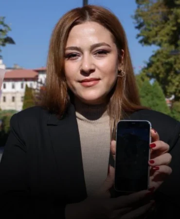 karga-videosuyla-gundeme-gelen-azra-boysak-karga-yuzunden-karakolluk-oldu-910444.webp.webp