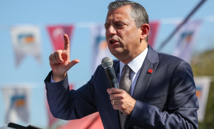 ozgur-ozel-2-743x495.jpg