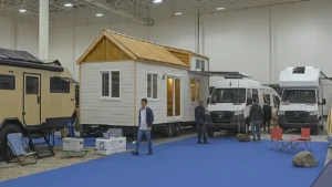 kamp-karavan-ve-hobi-tutkunlari-adanada-bulusuyor.webp.webp