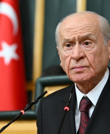 bahceli-kim-terorsuz-turkiyeden-rahatsizsa-bir-kumpas-icindedir.jpg