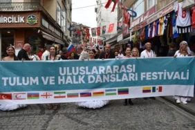 pazar-festivali-bir-karnaval-havasinda-basladi-106a65623a9677c.webp.webp