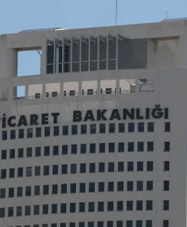 aldatici-reklam-ve-haksiz-ticari-uygulamalara-326-milyon-liralik-ceza-106a8569f29e409.webp.webp