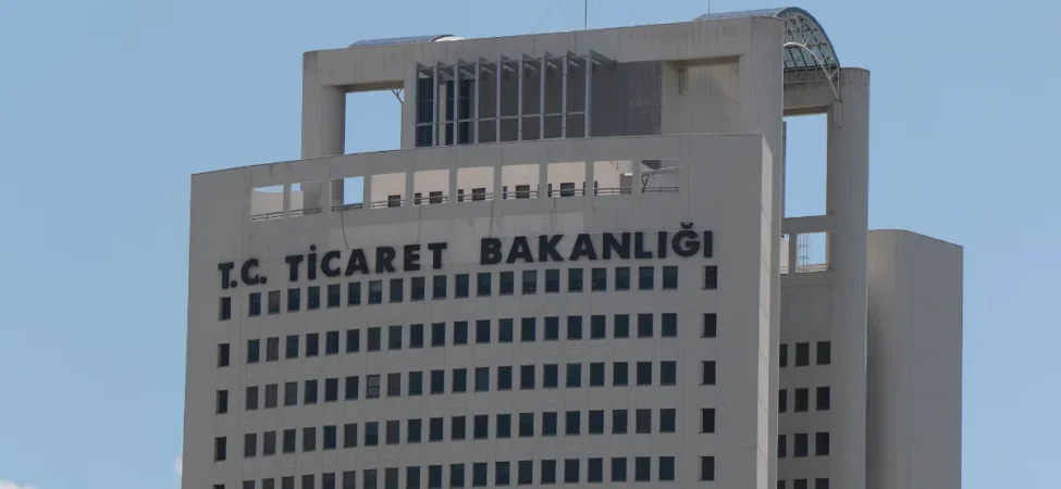 aldatici-reklam-ve-haksiz-ticari-uygulamalara-326-milyon-liralik-ceza-106a8569f29e409.webp.webp