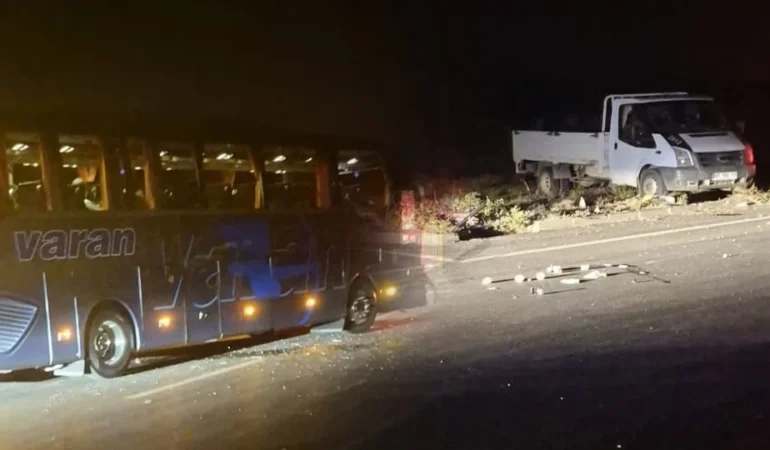burdurda-gece-yarisi-yurekler-agza-geldi-yolculuk-sirasinda-korku-dolu-anlar-106a8d9e82d4e9e.webp.webp