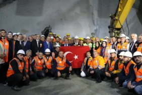 camlihemsin-tuneli-aciliyor-aydere-ulasim-20-dakika-106a82c6ea54963.webp.webp