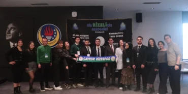 ridef-genclik-kollari-ankaraya-gelen-rizeli-universitelileri-yalniz-birakmiyor-106a884cda2db74.webp.webp