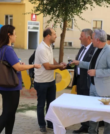 agrida-gsb-yurtlarinda-ilk-gun-heyecani-ogrenciler-ikramlarla-karsilandi-106aa7f081b08fe.webp.webp