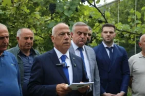 artvin-ticaret-borsasi-baskani-akyurek-adayligini-acikladi-106a9d6c48456f5.webp.webp