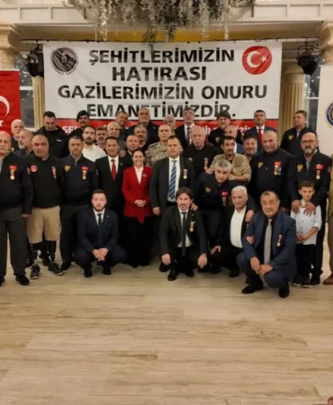 emsav-genel-baskani-yilmaz-gazilerimiz-milletimizin-huzuru-icin-canini-ortaya-koymus-kahramanlarimiz-106aaeaca1a9581.webp.webp
