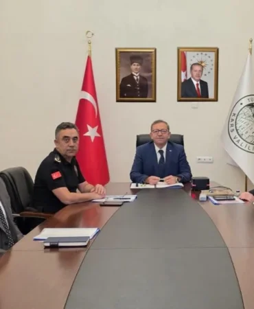 karsta-okul-guvenligi-degerlendirme-toplantisi-gerceklestirildi-106ab2564d88207.webp.webp