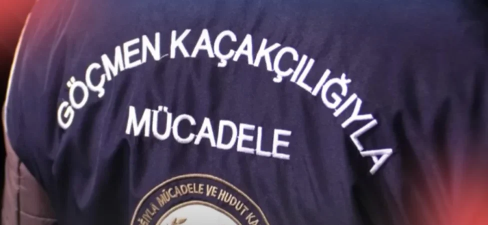 33-ildeki-operasyonlarda-2-bin-822-duzensiz-gocmen-yakalandi-106aca1edaa6a1d.webp.webp