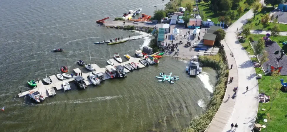 ankara-bilim-universitesi-ve-ankara-yelken-kulubu-is-birligiyle-waterfest-duzenlendi-106ac21b57c212d.webp.webp
