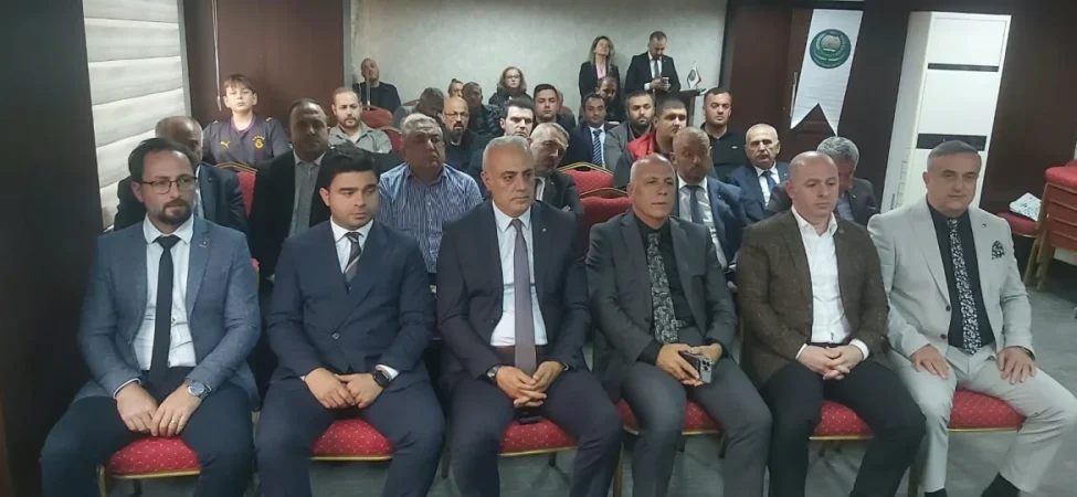 artvin-ticaret-borsasi-baskani-akyurek-2-kez-guven-tazeledi-106abfc3cec68ec.webp.webp