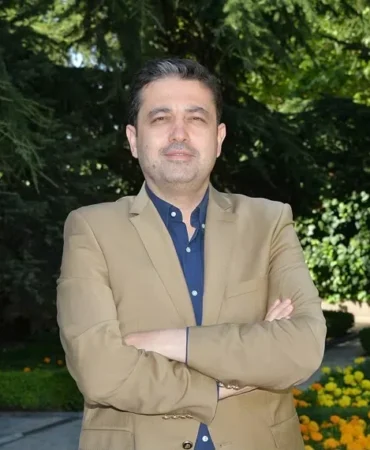 av-altiparmak-yazdi-sosyal-medya-sirketleri-icin-cember-daraliyor-106ae1a7aa8383d.webp.webp