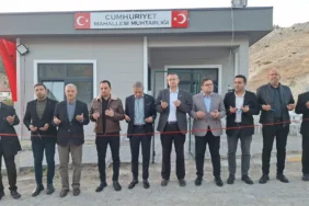 cumhuriyet-mahallesi-muhtarlik-ofisi-kaymakam-tarafindan-acildi-106ac36bcec48cf.webp.webp