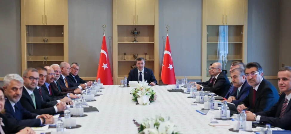 fon-kurulu-toplantisi-sona-erdi-odeme-takvimi-masada-106abf8282b0c47.webp.webp