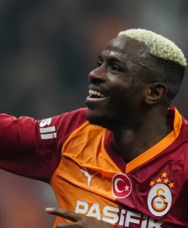 galatasaray-derbide-fenerbahceyi-2-1-maglup-etti-106adfb718c2f94.webp.webp