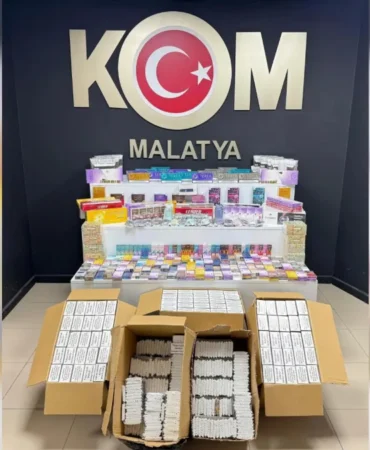 malatyada-kacakcilik-operasyonu-63-bin-900-makaron-ele-gecirildi-106abe73c8daaff.webp.webp