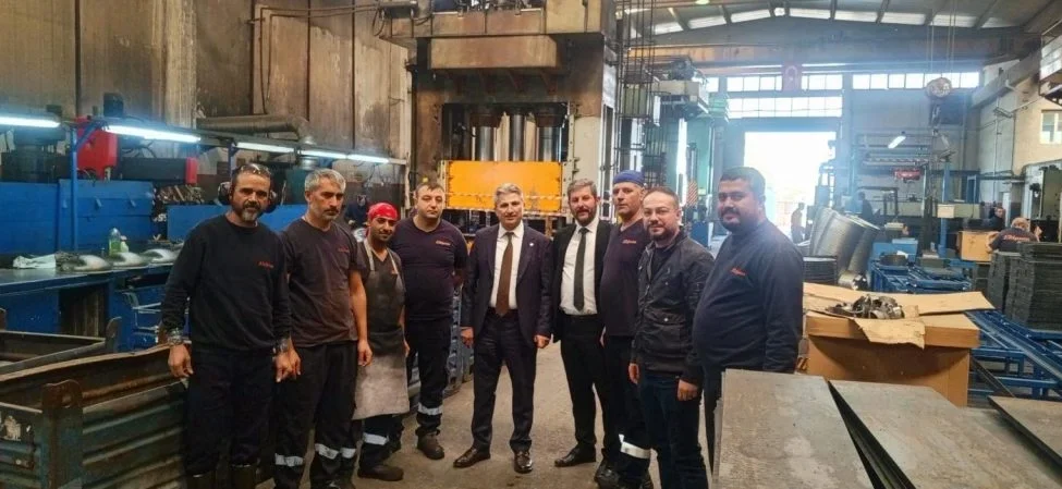 ozcelik-is-yonetiminden-izmir-ve-manisadaki-iscilere-ziyaret-106ae1f02a542f9.webp.webp