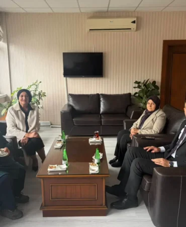 sehit-analarindan-kaymakama-ziyaret-106ad63051252d6.webp.webp