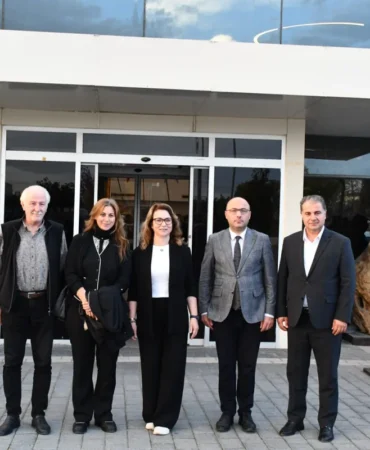 timbir-heyetinden-turkiye-kent-konseyleri-birligi-baskani-ozdene-ziyaret-106ada2aa9af632.webp.webp