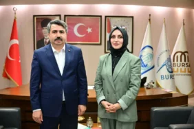 timbir-yurtdisi-kulturel-diplomasi-koordinatoru-ipek-yigitten-yildirim-belediye-baskani-oktay-yilmaz-106ace3754f35ef.webp.webp