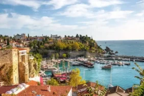turkiyeyi-ziyaret-edenlerin-ilk-tercihi-gezi-ve-eglence-oldu-106ae47e162884c.webp.webp