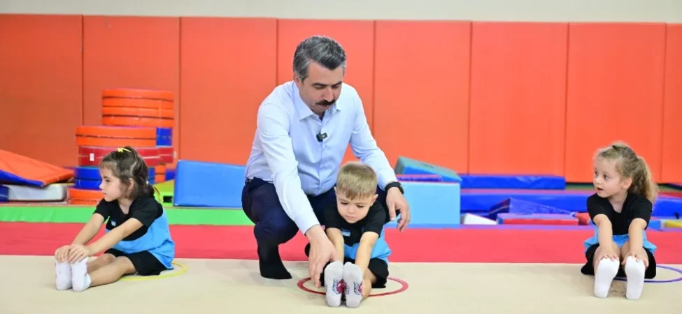 yildirim-belediyesinden-cocuklara-16-bransta-kis-sporu-106ad74ba04c736.webp.webp